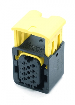 Колодка 8 конт.гнездо HDSCS MCP 1,5, с сдвижным фиксатором ДАФ 1418479-1