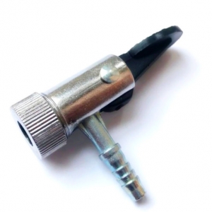 Наконечник шланга подкачки 8мм черный флажок АК1967