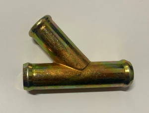 Соединитель для шлангов Y 18ММ АК0137